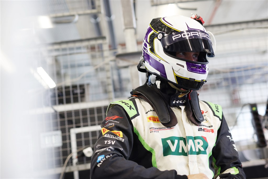 'Weekenden startede fantastisk ud' siger Mikkel O. Pedersen. 'Torsdag var jeg hurtigste Porsche-kører foran alle fabrikskørerne'.
(Foto: JEP)